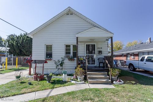 3519 Terrace Dr, Toledo, OH, 43611-1767 | Card Image