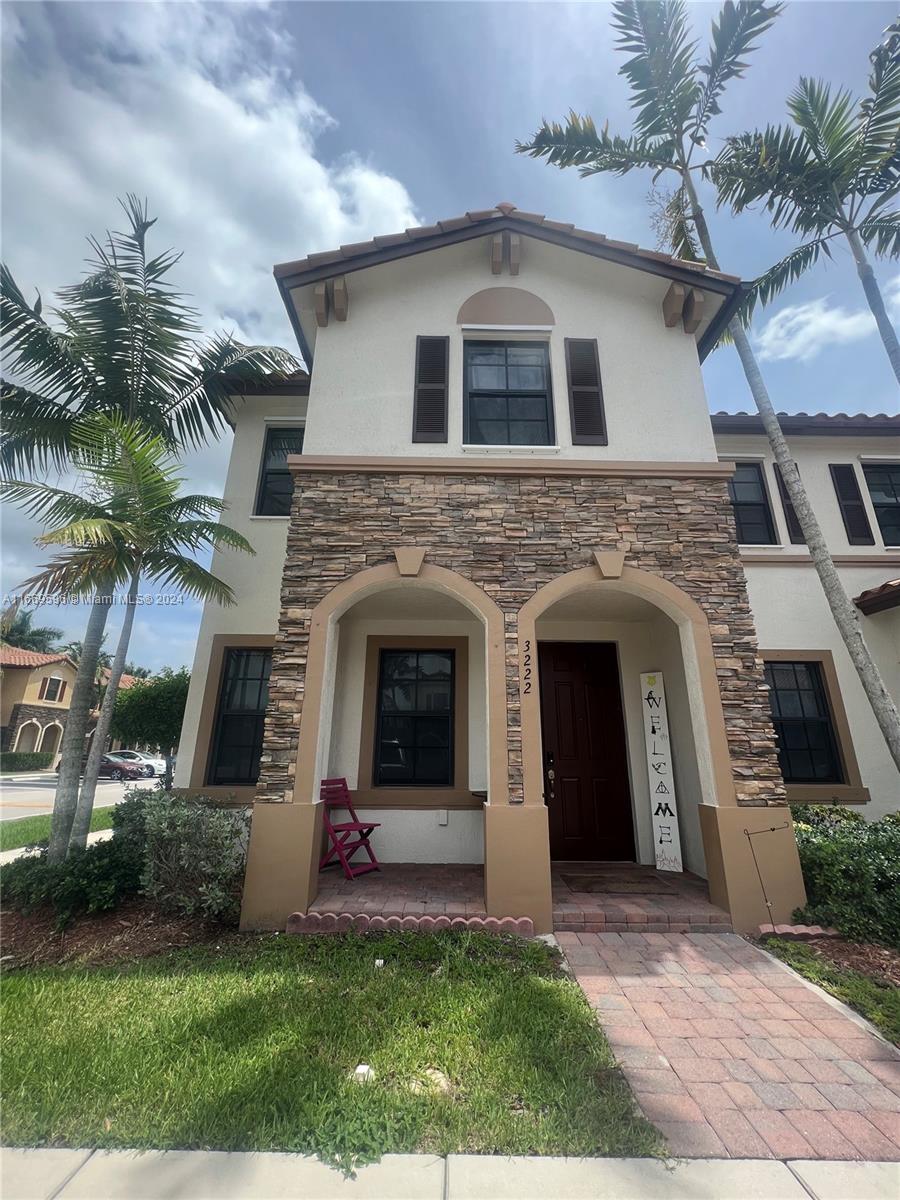 5th St, Homestead, FL 33033