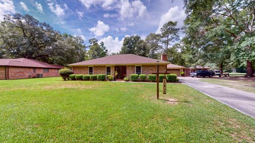 806 Camphor Camphor Circle, Village Mills, TX, 77663 | Card Image