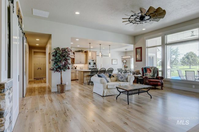 22608 Aura Vista Way, House other with 3 bedrooms, 4 bathrooms and 5 parking in Caldwell ID | Image 6