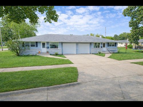 54-52 Woodmere Court, APPLETON, WI, 54911 | Card Image