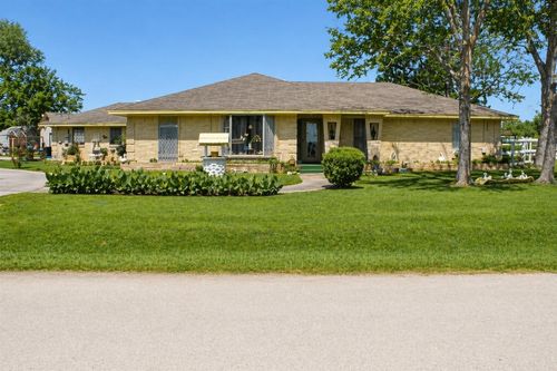 206 Riverside St, Highlands, TX, 77562-2505 | Card Image