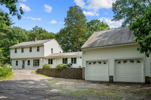 287 Haverhill St, North Reading, MA, 01864-1452 | Card Image