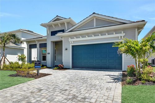17727 Palmiste Dr, BRADENTON, FL, 34202-3500 | Card Image