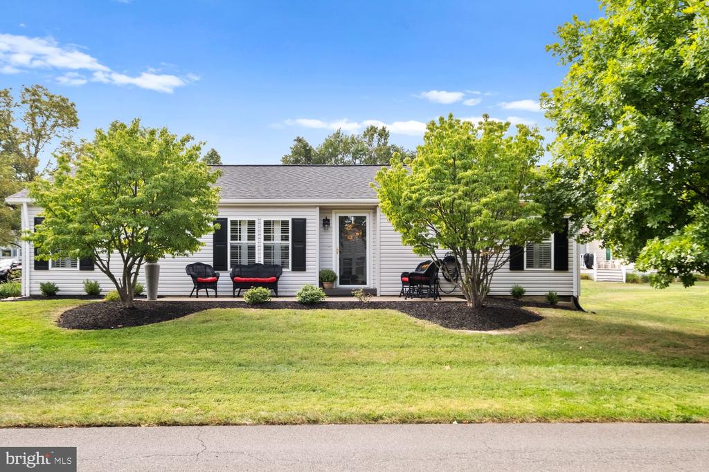 Grouse Cir, New Hope, PA 18938