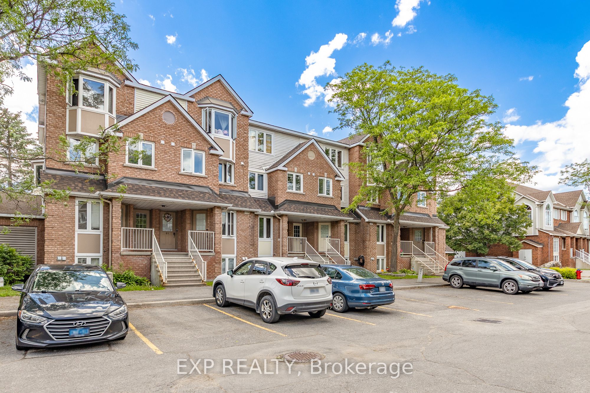 Residential in Hunt Club - South Keys and Area 2