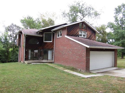 540 Lisa Dr, West Mifflin, PA, 15122 | Card Image