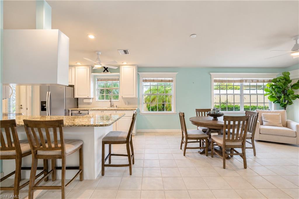 Residential in NAPLES 2