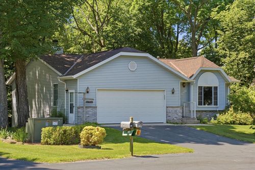 117 Manor Ct, Slinger, WI, 53086 | Card Image