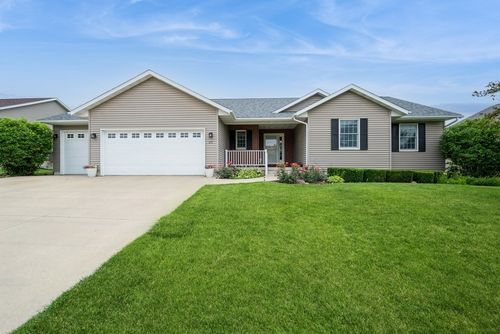 211 Thompson Dr, Atkins, IA, 52206-9627 | Card Image