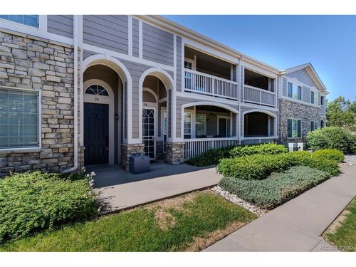 2c-4271 S Blackhawk Cir, Aurora, CO, 80014-8118 | Card Image