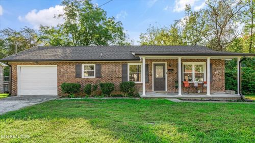 206 Bunker Ln, Oak Ridge, TN, 37830-4603 | Card Image
