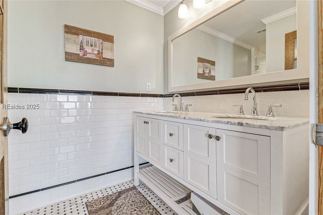 Bathroom | Image 69