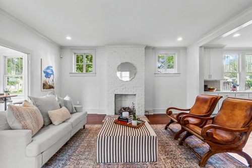 2174 Wisteria St, Baton Rouge, LA, 70806-5346 | Card Image