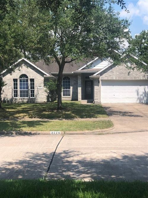 3226 Ivory Pointe Dr, League City, TX, 77573-0712 | Card Image