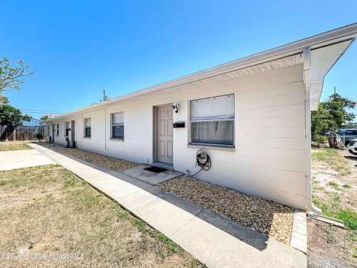 335 N Brevard Ave, Cocoa Beach, FL, 32931-4325 | Card Image