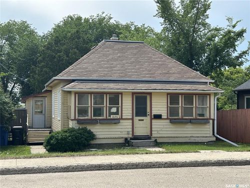 1026 1st St, Estevan, SK, S4A0G8 | Card Image