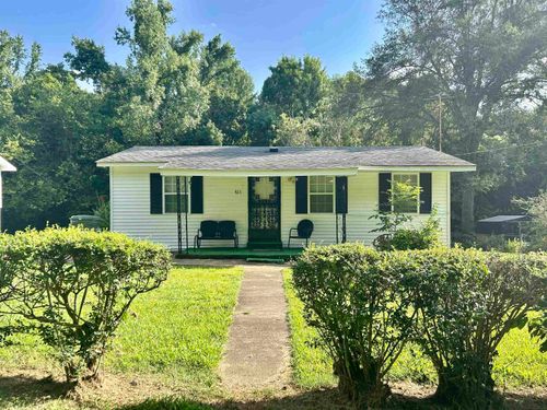 877 Old Brownsville Rd, Ripley, TN, 38063-8207 | Card Image