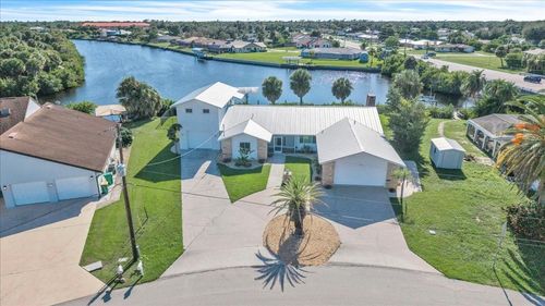 795 Ellicott Cir Nw, Port Charlotte, FL, 33952-3939 | Card Image
