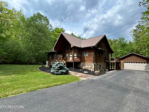 150 Red Oak Dr, Oneida, TN, 37841-6516 | Card Image