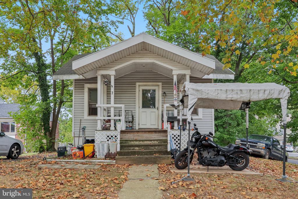 Mckinley Ave, Norwood, PA 19074