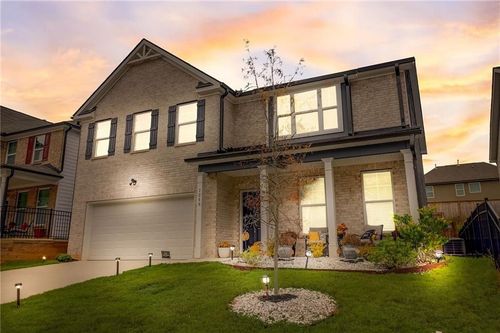 7246 Gladstone Cir, Stonecrest, GA, 30038-5509 | Card Image