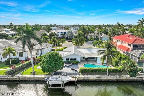 1250 Tuna Ct, NAPLES, FL, 34102-1544 | Card Image