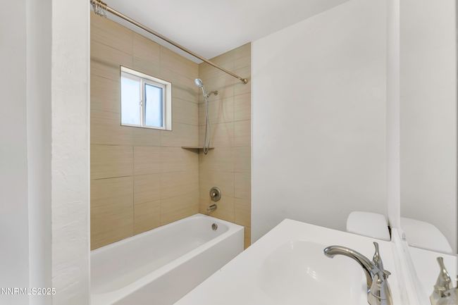 190 E Cedar St, House other with 3 bedrooms, 2 bathrooms and 3 parking in Fernley NV | Image 20