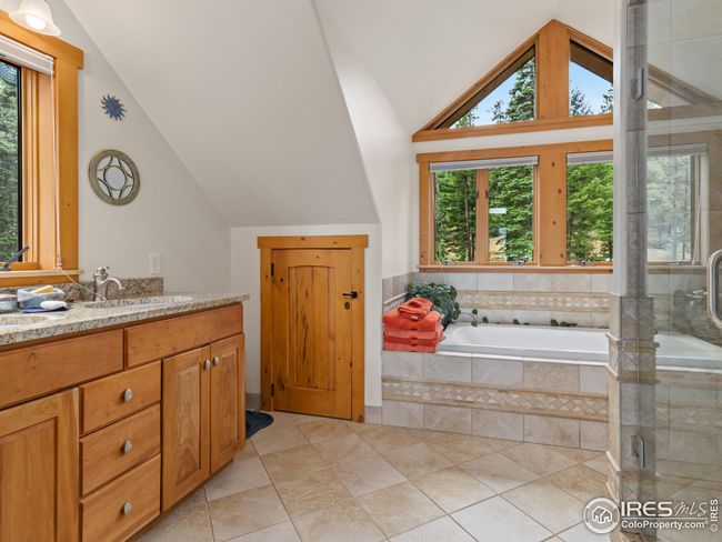 287 S Skinner Rd, House other with 2 bedrooms, 3 bathrooms and null parking in Allenspark CO | Image 17