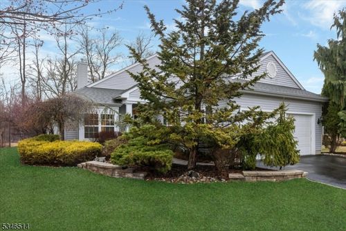 47 Daulton Dr, Somerset, NJ, 08873-6045 | Card Image