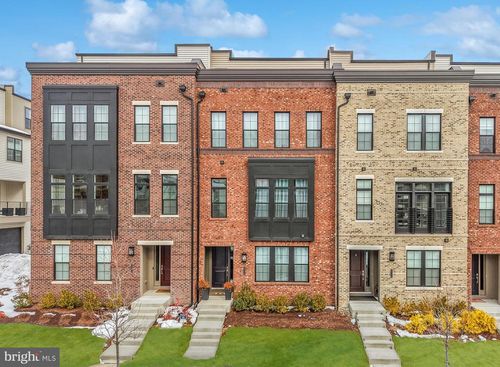 43416 Grandmoore St, ASHBURN, VA, 20148-7734 | Card Image