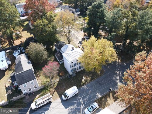 227 Hamilton St, DELAWARE CITY, DE, 19706-8705 | Card Image