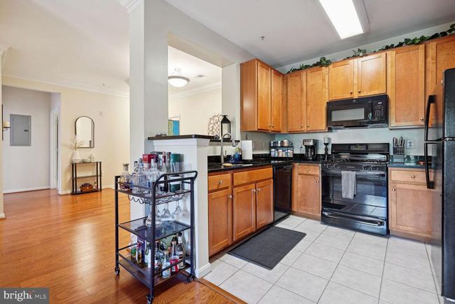 UNIT-208 - 4850 Eisenhower Ave, Condo with 2 bedrooms, 1 bathrooms and null parking in ALEXANDRIA VA | Image 10