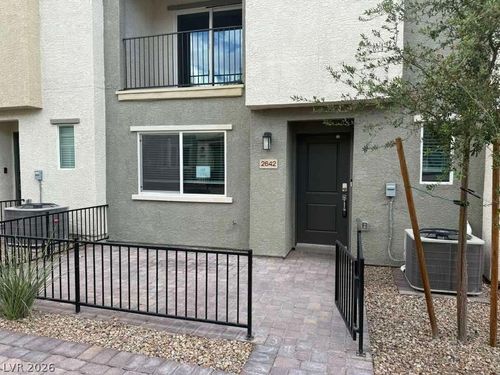 2642 Wimbledon White Court, North Las Vegas, NV, 89086 | Card Image
