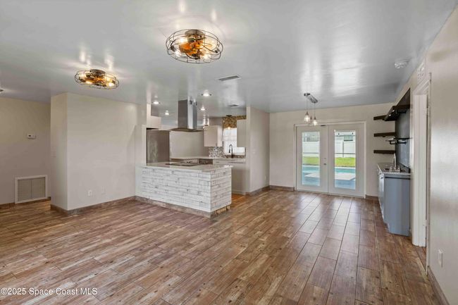 1641 Paragon Rd Se, House other with 3 bedrooms, 2 bathrooms and null parking in PALM BAY FL | Image 4