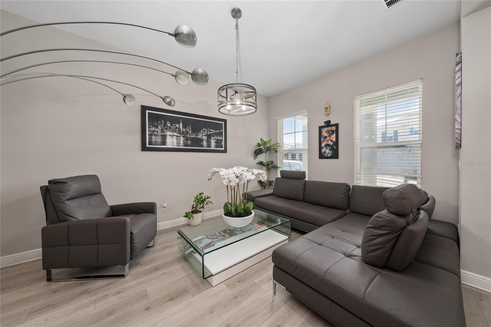 Residential in WINTER GARDEN 3