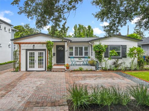 825 W Smith St, ORLANDO, FL, 32804-5227 | Card Image