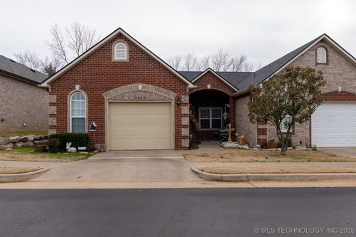 19a-4264 Greentree Way, Sand Springs, OK, 74063-3341 | Card Image