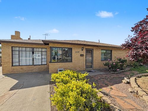 2139 Utah St Ne, Albuquerque, NM, 87110-4739 | Card Image