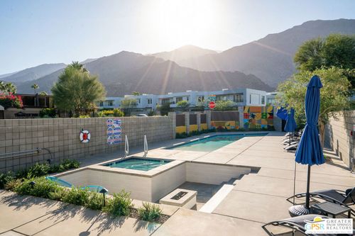 105-588 E San Lorenzo Rd, Palm Springs, CA, 92264-8108 | Card Image