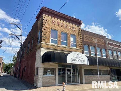 214-212-214 S Main St, Taylorville, IL, 62568-2219 | Card Image