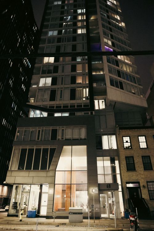 68 Shuter St, Toronto, ON, M5B0B4 | Card Image