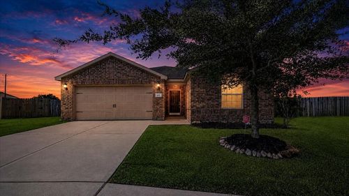 422 Hawks View Dr, La Marque, TX, 77568-6603 | Card Image