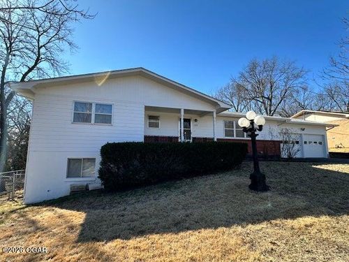 1023 Bond Street, Neosho, MO, 64850 | Card Image