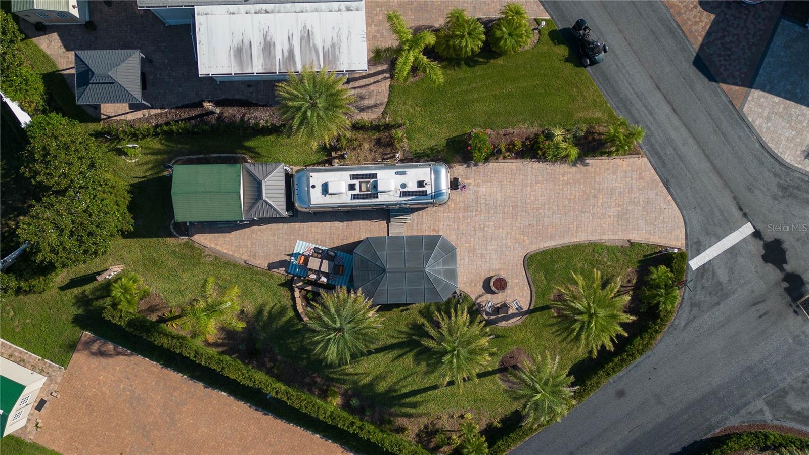 16301 Cherry Tree Court, Sold in Clermont Zoocasa