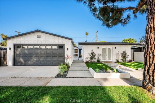 3130 Kallin Ave, Long Beach, CA, 90808-4203 | Card Image