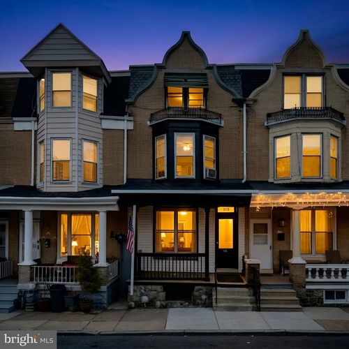 1016 N 11th St, READING, PA, 19604-2274 | Card Image