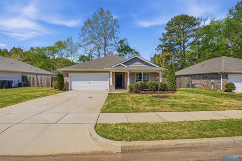 103 Westerbrook Dr, Toney, AL, 35773-7563 | Card Image