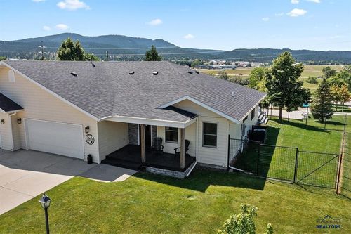 2845 Mystic Ave, Sturgis, SD, 57785-2571 | Card Image