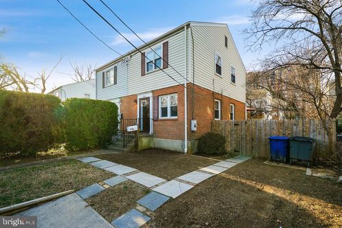 5710 Fenwick Dr, ALEXANDRIA, VA, 22303-1526 | Card Image